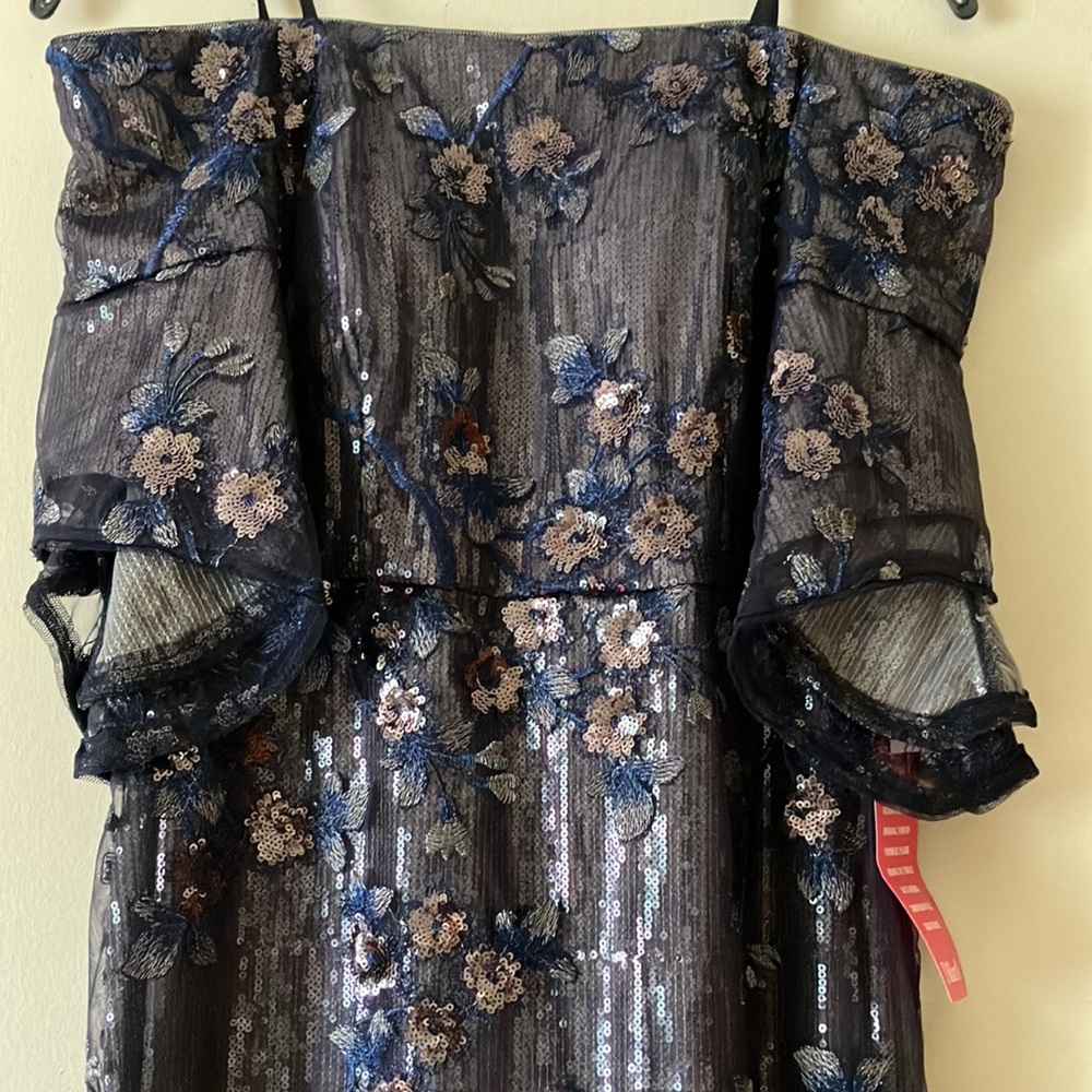 Aidan Mattox off shoulder sequined gown - Picture 3 of 7